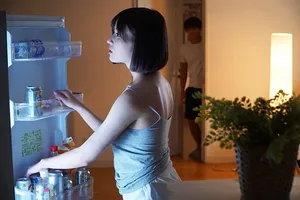 Chị cô vợ cãi nhau với gã chồng đến nhà em người yêu ở rồi địt luôn người chồng em gái
